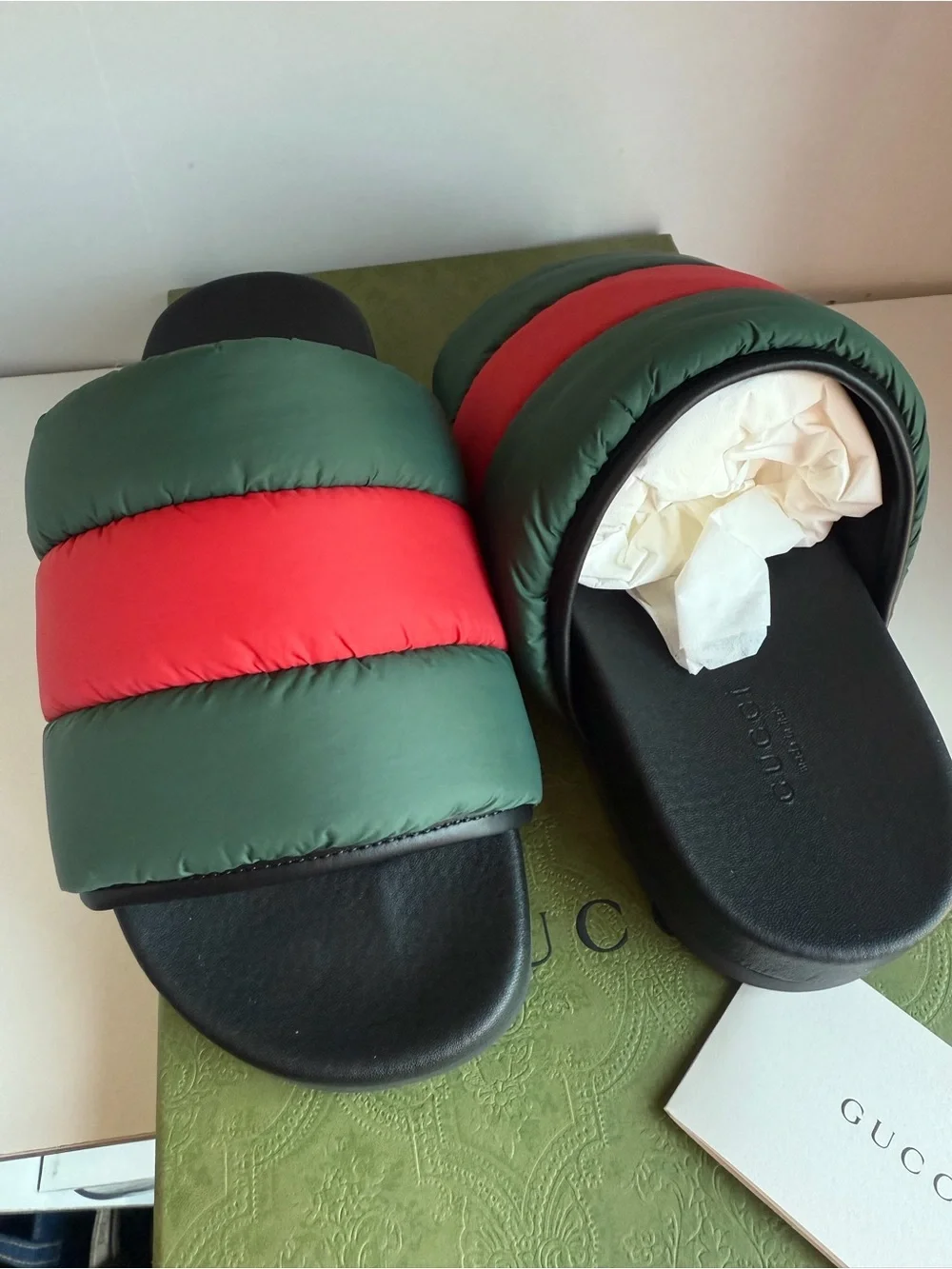Gucci Green and Red Sandals women size 38 new - Picture 3 of 6